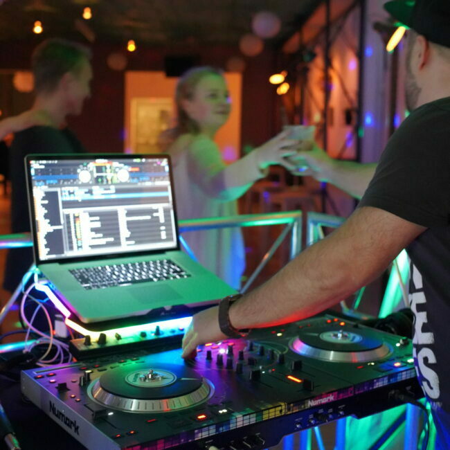DJ CeeJay DJ Portfolio
